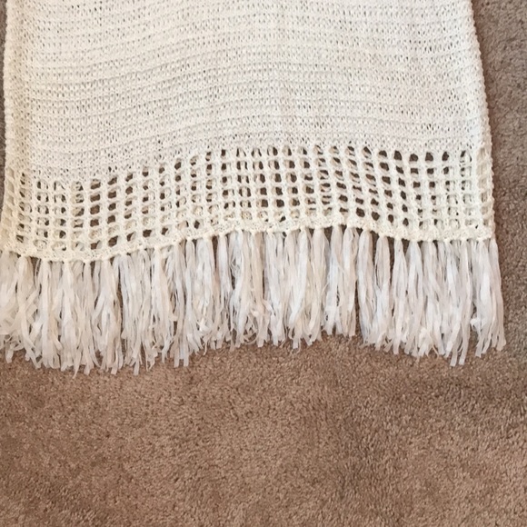 Entro Ribbon Fringe Sweater - Picture 5 of 7